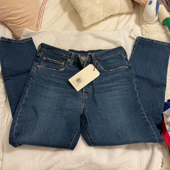 Levi’s straight leg jeans - Picture 1 of 3